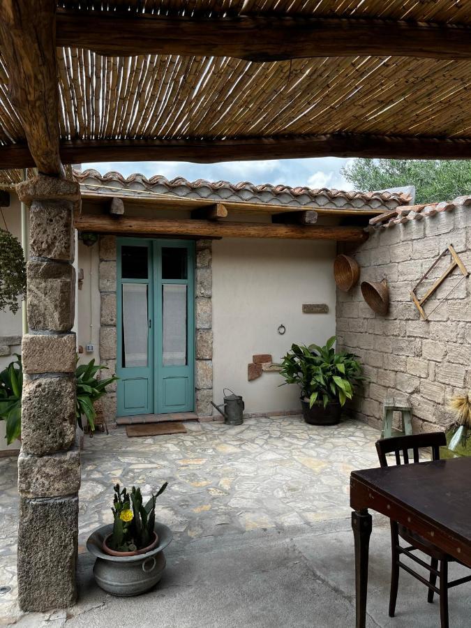 Graziosa Stanza Campidanese Su Terzu Vendégház Oristano Kültér fotó